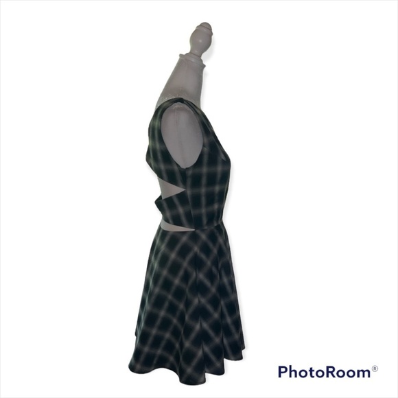 Line and Dot Metis Tartan A-Line Dress Size XS - Picture 4 of 6